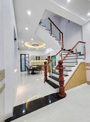 Nhà 1 Trệt 3 Lầu – Trên Đường Số 8, Đặng Văn Bi, Thành Phố Thủ Đức