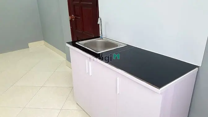 Phòng Cửa Sổ Lớn - M.lạnh Inverter 2025 (Sau Lưng Bv Hoàn Mỹ - Pxl)