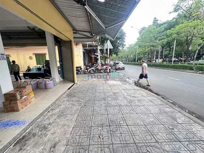 Cafe - Trà Sữa Góc 2Mt Phạm Huy Thông, Gv. Dt: 7X18M, Kc: Trệt 3 Lầu.