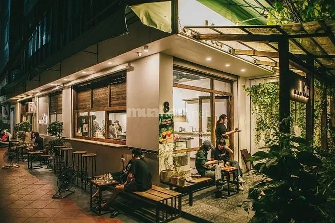 Nhượng Quán Cafe Lô Góc Cực Đẹp – Phố Huỳnh Thúc Kháng – Vỉa Hè Rộng