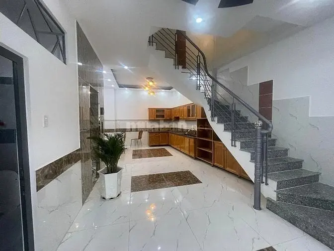 Khu Vip Q.11 Đường Lê Thị Bạch Cát, Sổ Cất Két, Ngang 5.5M Giá 5.6Tỏi