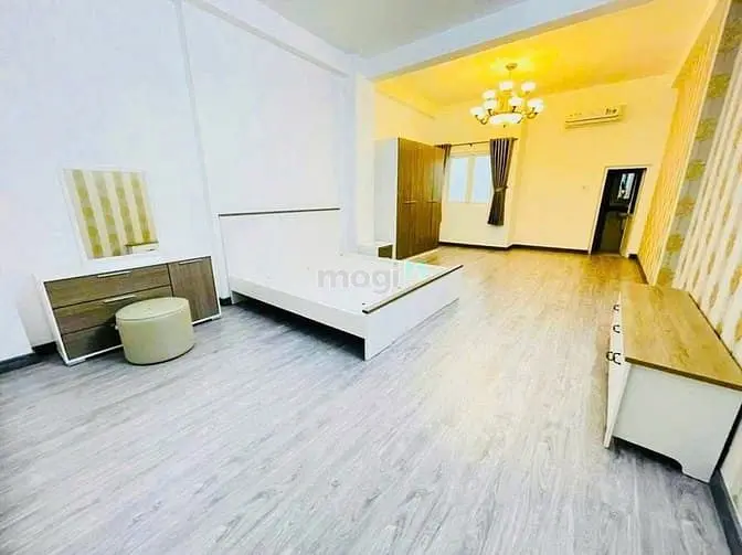 Siêu Phẩm Biệt Thự Nguyễn Trọng Tuyển Phường 1 Tân Bình Nhà Mới Trống