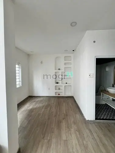 Góc 2 Mặt Tiền - Siêu Vị Trí Kinh Doanh Đa Ngành Nghề Tại Quận 1