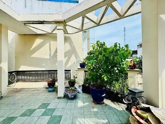 Bán Nhà Hxh Dạng Biệt Thự Hẻm 140/ Nguyễn Đình Chính P8 Qpn.