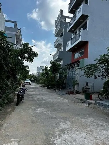 Bán Nhà Chính Chủ Dt: 8X16M Khu Hoàng Hoa Nguyễn Bình
