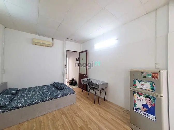 Phòng Cho Thuê Gần Trường Đại Học Văn Hiến Q3 Rộng 30M2 Gần Chợ Bàn Cờ