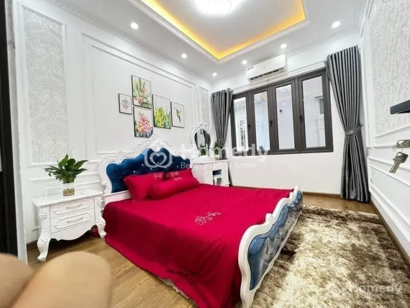 Chính Chủ Cần Bán Nhà Cầu Giấy 35M2 Lô Góc Nhà Mới, Tiện Ích Xung Quanh Giá 4.3 Tỷ