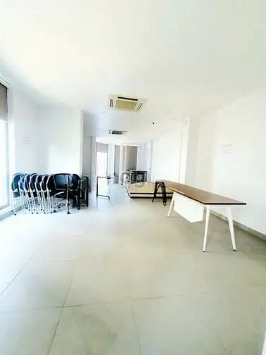 Cực Hot!! Toà Nhà 2 Mt 22A Cộng Hoà - Tb 5 Tầng Ốp Kính Thang Máy