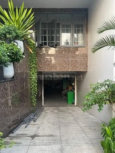 Cho Thuê Nhà Mặt Phố Tại Dương Hồng Garden House, Nguyễn Văn Linh, Bìn