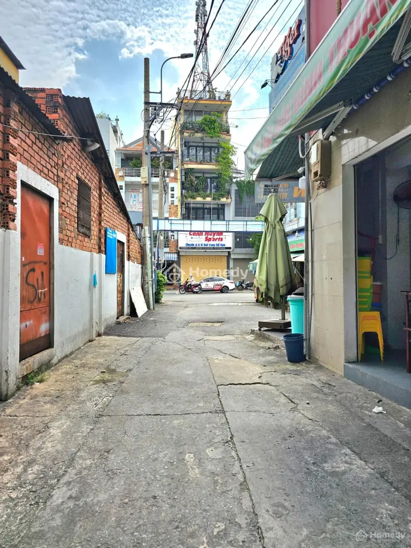Hẻm Xe Hơi Tới Nhà Cách Mt Chỉ 30 Nhà Cũ 102M2 Cn Nguyễn Trọng Tuyển Ngang 6M Tiện Xây Mới Khu Hiếm
