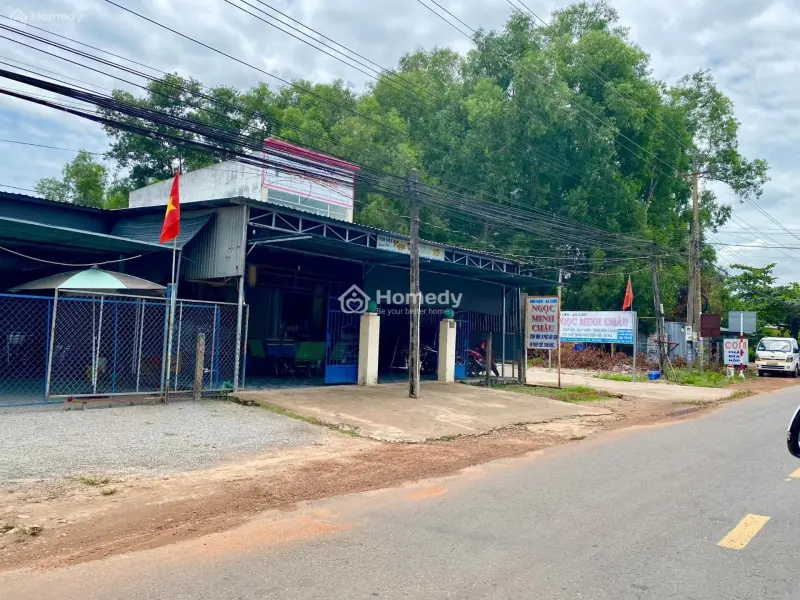 Thua Lỗ, Bán Gấp Lô 420M2 Đối Diện Ủy Ban, Dân Cư Đông, Gần Chợ Và Trường Học