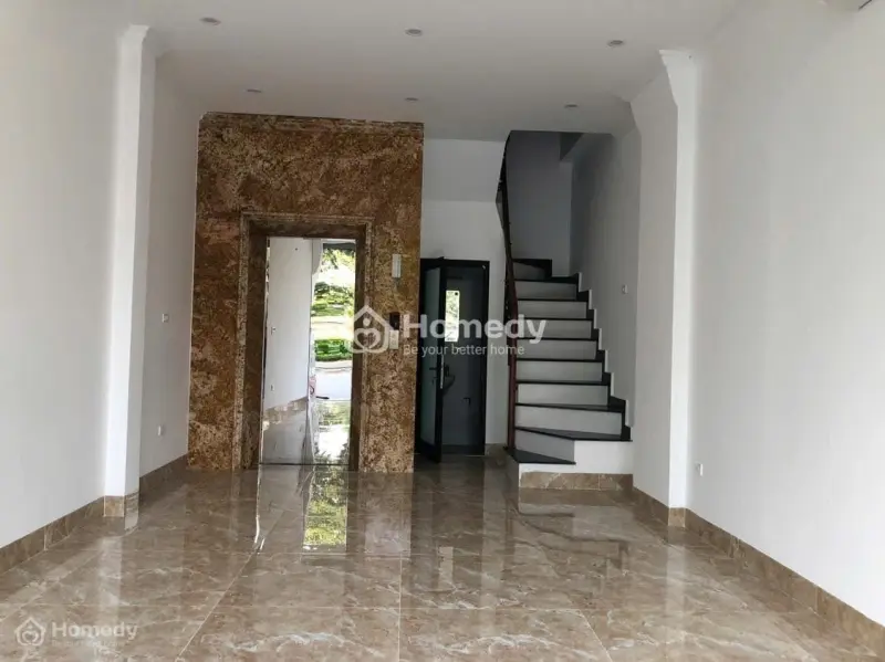 Bán Nhà Hoàng Quốc Việt, Cầu Giấy 36M, 6 Tầng, Nhà Mới Đẹp, Lô Góc, Thang Máy, Ngõ Nông, Giá Tốt