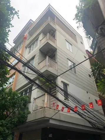 Chính Chủ Cần Cho Thuê Nhà Nguyên Căn Ngõ Thái Hà(40M2 X 5 Tầng, Ngõ Ô Tô Tránh)
