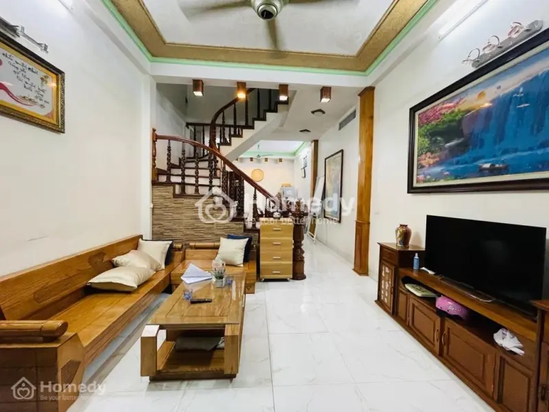 Bán Nhà Nguyễn Khánh Toàn 55M2 6 Tầng - Mt 4M - Ngõ Ô Tô - Khu Vực Trung Tâm - Nhà Đẹp Ở Ngay!