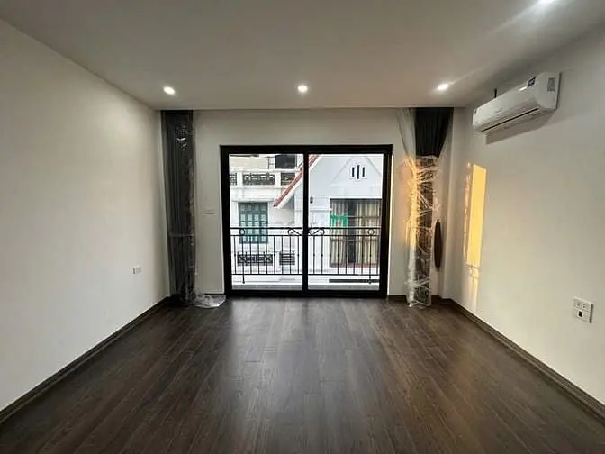 Nhà Tứ Liên - Tây Hồ - 5 Tầng - Thang Máy - Chuẩn Công Năng, Về Ở