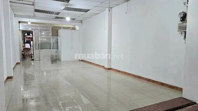 Nhà Em Có Mặt Bằng Tầng Trệt Mt Đường 3/2 , P14, Q.10. Dt: 4.5M X 16M
