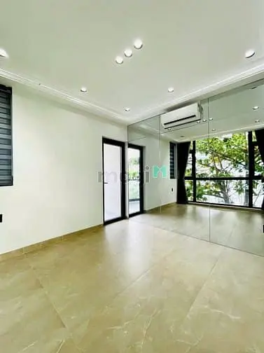 Nhà Mới 100% !! Mặt Tiền 293B Bàu Cát , Q.tân Bình, Dtsd 400M2