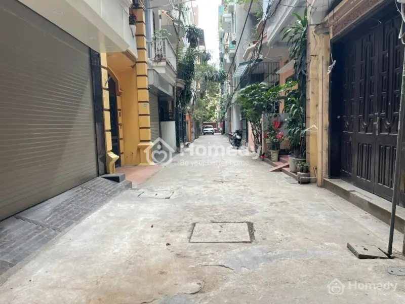 Bán Nhà Hoàng Quốc Việt, Cầu Giấy. 68M² Mt 6M, Phân Lô 2 Thoáng, Ô Tô 7 Chỗ Ngủ Trong Nhà.