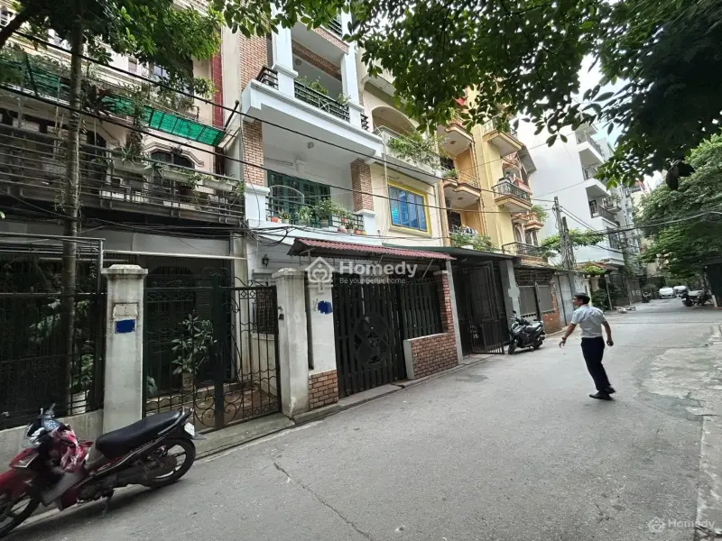 Siêu Đẹp- Nhà Phân Lô, Ô Tô Tránh -Trần Quốc Hoàn 80M2 , Vỉa Hè, Mặt Tiền Thênh Thang