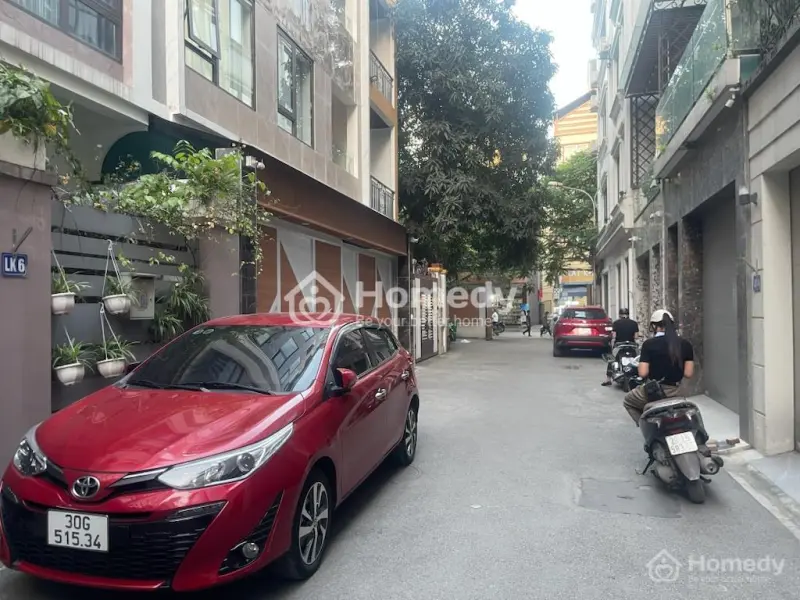 Bán Nhà Hoàng Quốc Việt, Cầu Giấy. 68M² Mt 6M, Phân Lô 2 Thoáng, Ô Tô 7 Chỗ Ngủ Trong Nhà.