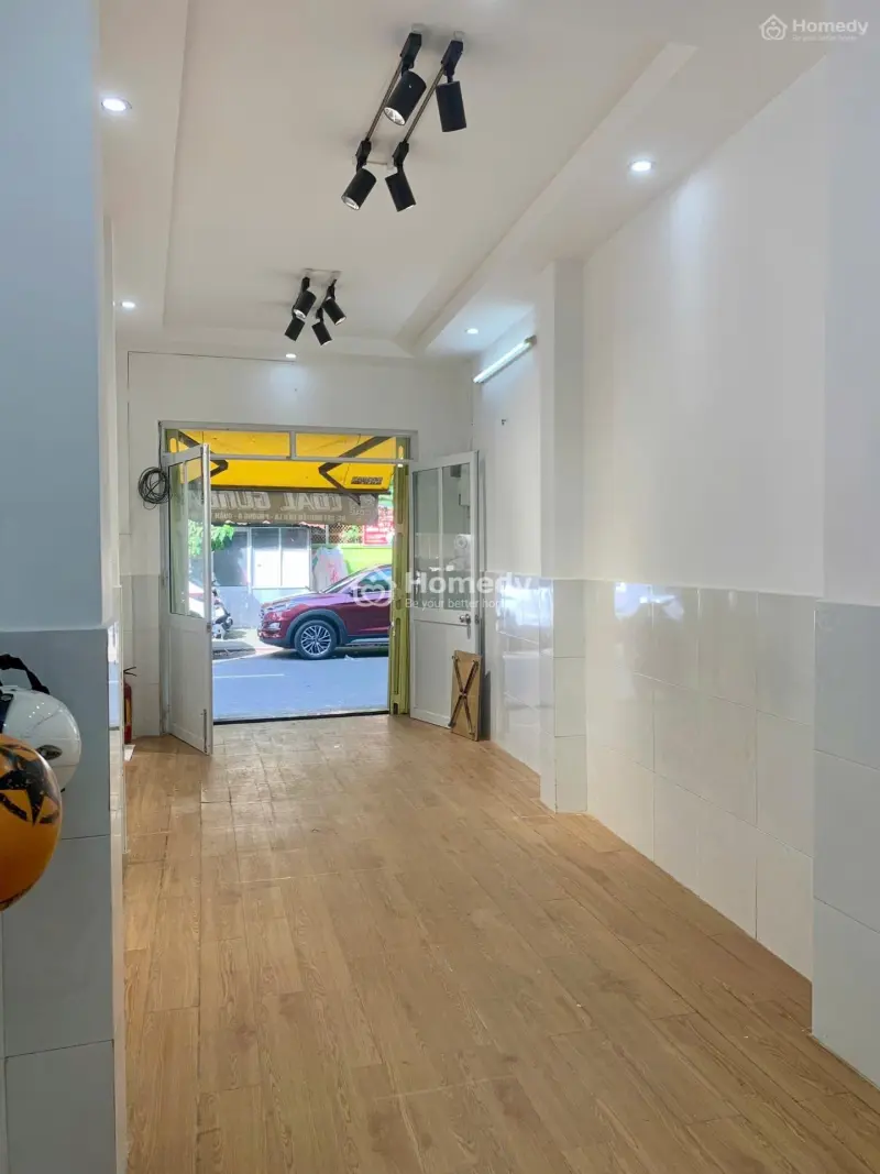 Cho Thuê Nhà Mặt Tiền Chính Chủ Nguyên Căn 90M2 Nguyễn Tiểu La Quận 10