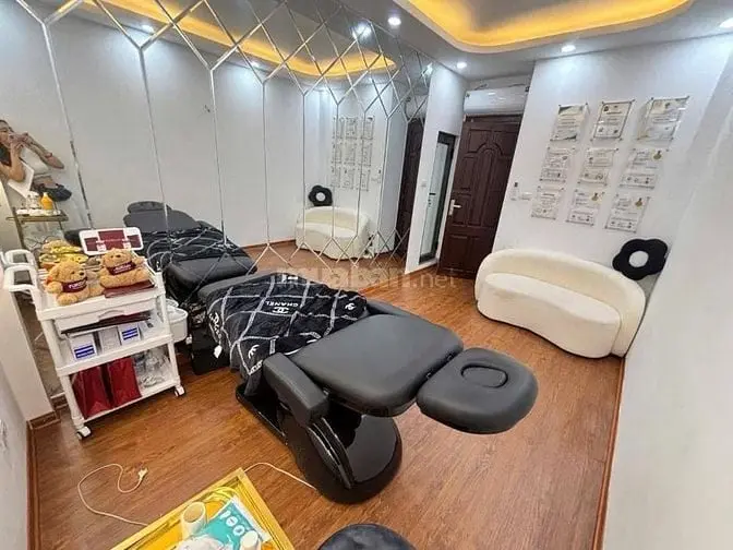 Nhà Đẹp Gần Phố, Giáp Bát, Hoàng Mai 19/25M, 6 Tầng, Giá 5.9 Tỷ.