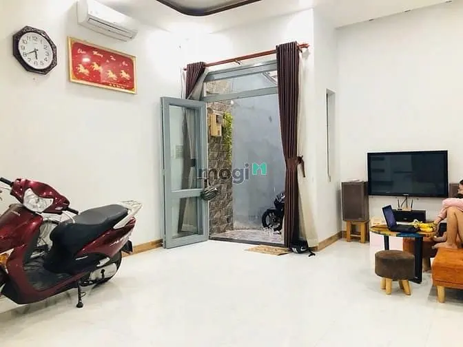 Nhà Hxh 3 Tầng Btct Có St - 3Pn 3Wc 45M² Mua Ở Ngay Hoặc Cho Thuê
