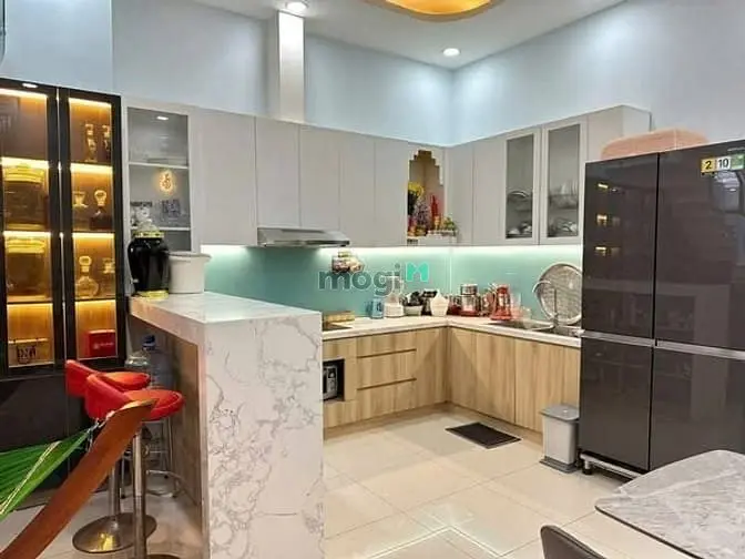 Nhà 2 Tầng-Thiết Kế Hiện Đại – Chợ Thủ Đức – Giá Chỉ 3 Tỷ 700