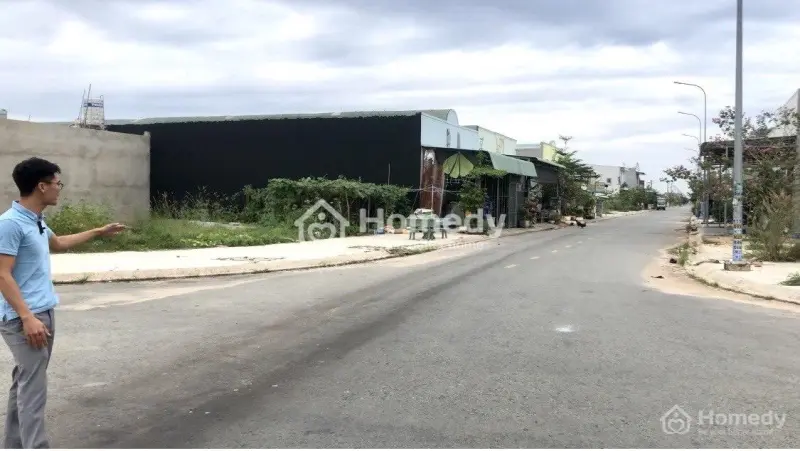 Bán Đất Phú Tân Ngay Trung Tâm Thành Phố Mới Bình Dương Giá 2.75 Tỷ Diện Tích 150M2 Sổ Sẵn