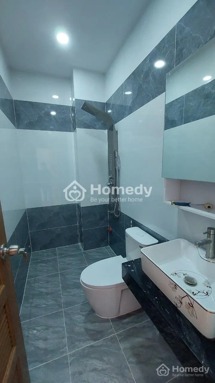 Chính Chủ Gửi Bán Gấp Nhà Mới Xây 1Trệt,3Lầu Lộ Nhựa 8M, Cách Đường Tô Hiệu 50M