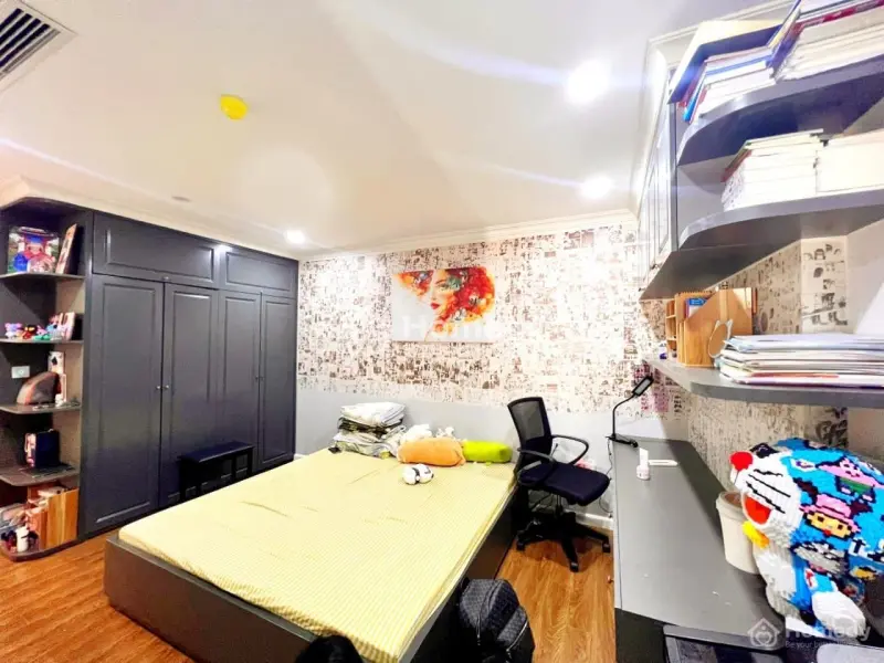 Căn Hộ Chung Cư Cao Cấp, Sang Trọng, Vị Trí Đắc Địa, 98M2, Giá 3 Tỷ 8
