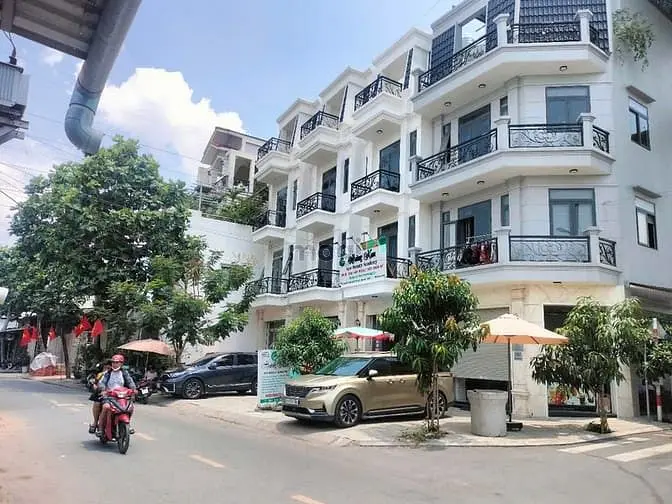 Bán Nhà Phố Liền Kề Ở Hồ Văn Long,Liền Kề Khu Tên Lửa ,Giá 6Ty7