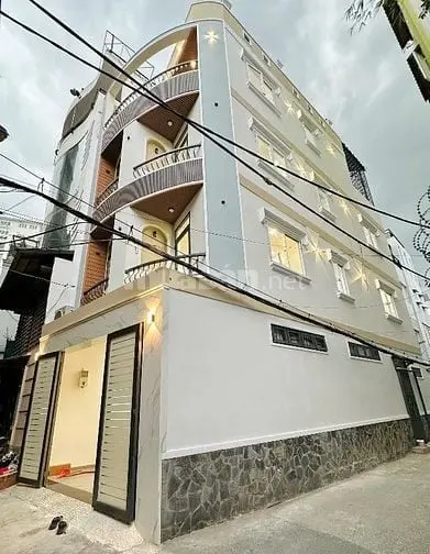 ⭐️Nhà 4 Lầu Dt:4,25X13M Cao Cấp Góc 3 Mặt Hẻm Xe Hơi Nguyễn Đình Chính