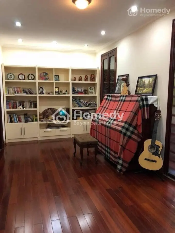 B.á.n Nhà Phố Giáp Nhất Ngay Ngã Tư Sở 55M2, 3 Tầng Mt 3.5M Nhà Đẹp Ở Luôn 8 Tỷ