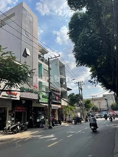 Nhà Mt 425 Nguyễn Thái Bình, P.bảy Hiền. Dt 4.2X17.3M, 4 Tầng
