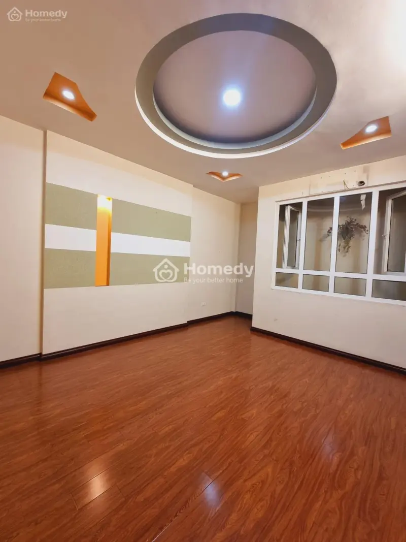 Bán Nhà Nguyễn Khang Phân Lô - Ô Tô Tránh - Dân Xây