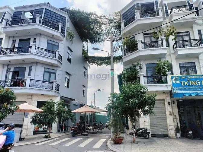 Bán Nhà Phố Liền Kề Ở Hồ Văn Long,Liền Kề Khu Tên Lửa ,Giá 6Ty7
