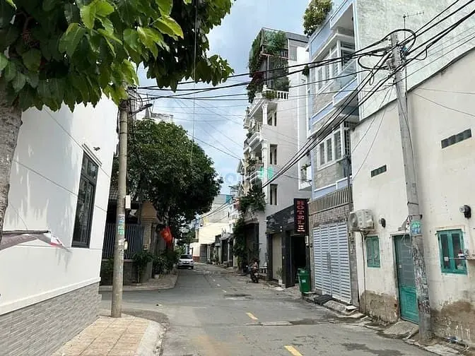 Nhà 1 Trệt 5 Lầu 2 Mặt Tiền Đường Nguyễn Duy Trinh, Phường Phú Hữu