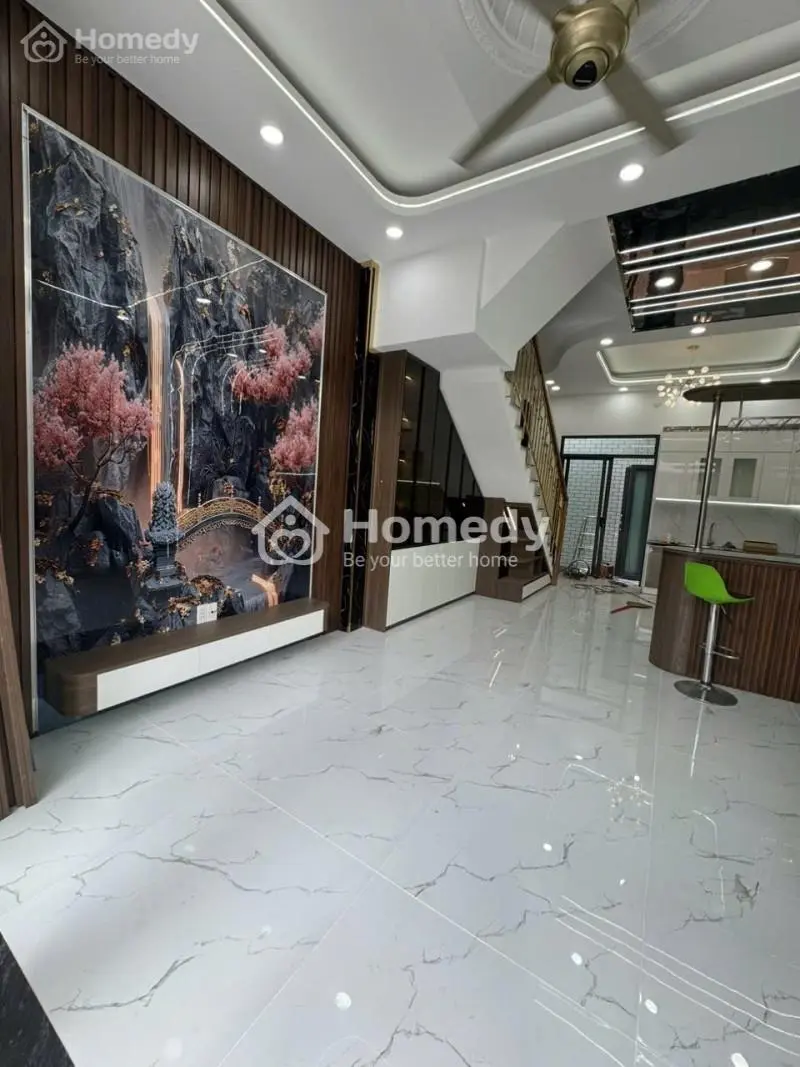 Siêu Phẩm Nhà 3 Tầng Lã Xuân Oai – Long Trường