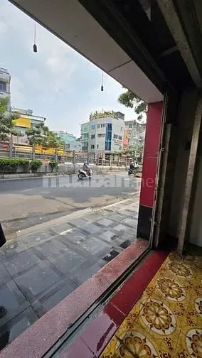 Nhà Em Có Mặt Bằng Tầng Trệt Mt Đường 3/2 , P14, Q.10. Dt: 4.5M X 16M