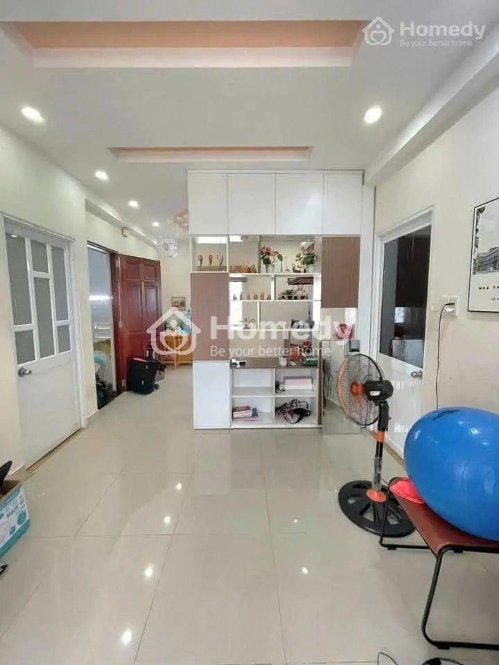 Chung Cư 10A Trần Nhật Duật, Tân Định, Q1: 75M2, 2Pn, Ban Công 12Tr5