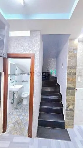 Bán Nhà Quận 4, Khu Dân Cư Hiện Hữu, Nhỉnh 5 Tỷ