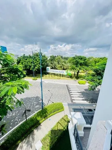 Nhà Góc Verosa Khang Điền - Tiện Làm Cty - All New Chưa Ở - Bv 24/7