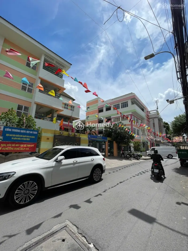 💥💥Nhà Mặt Tiền Kinh Doanh Phú Nhuận, Dt: Ngang 4,6M Dài 14M, Cn 60,5M2, 4 Tầng Lầu, 5Pn 4Wc