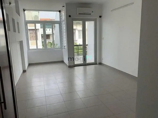 Nhà Mới Đẹp - Nhà Nguyên Căn Đường Hồng Hà, Phường 2, Tân Bình