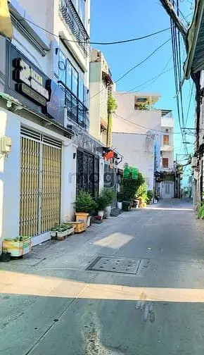Quận 4, 3 Tầng, Nở Hậu, 3 Phòng Ngủ, Nhỉnh 5 Tỷ