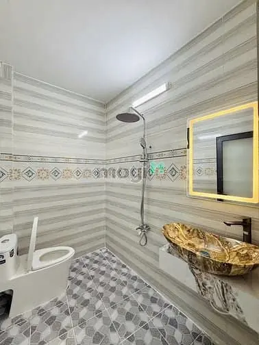 Rộng 4.2M - 2 Tầng Vali Ở Ngay - Quang Trung - Nhỉnh 4 Tỉ