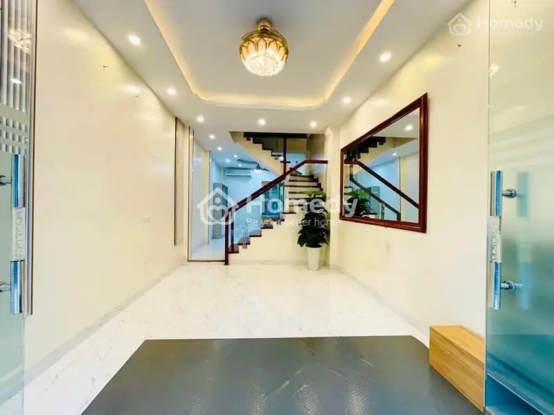 Nhà Đẹp Ở Ngay - 5 Tầng - Trung Tâm Cầu Giấy