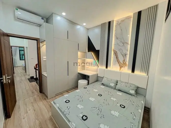 Bán Nhà Ngõ Hòa Bình 7, Lô Góc, Ngõ Thông, Dt: 40M2, Giá: 9,2 Tỷ