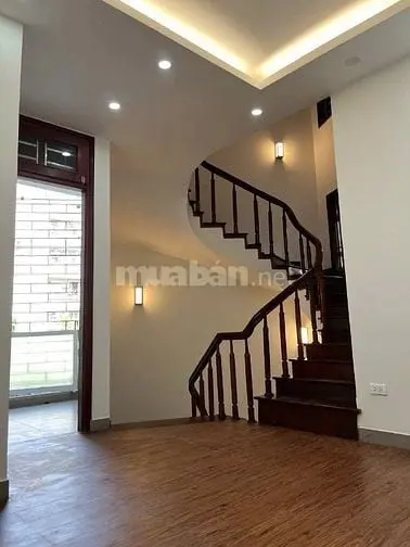 Cho Thuê Biệt Thự Dịch Vọng-Cầu Giấy 155M2